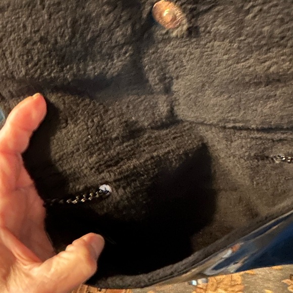 Black Purse - Picture 8 of 11